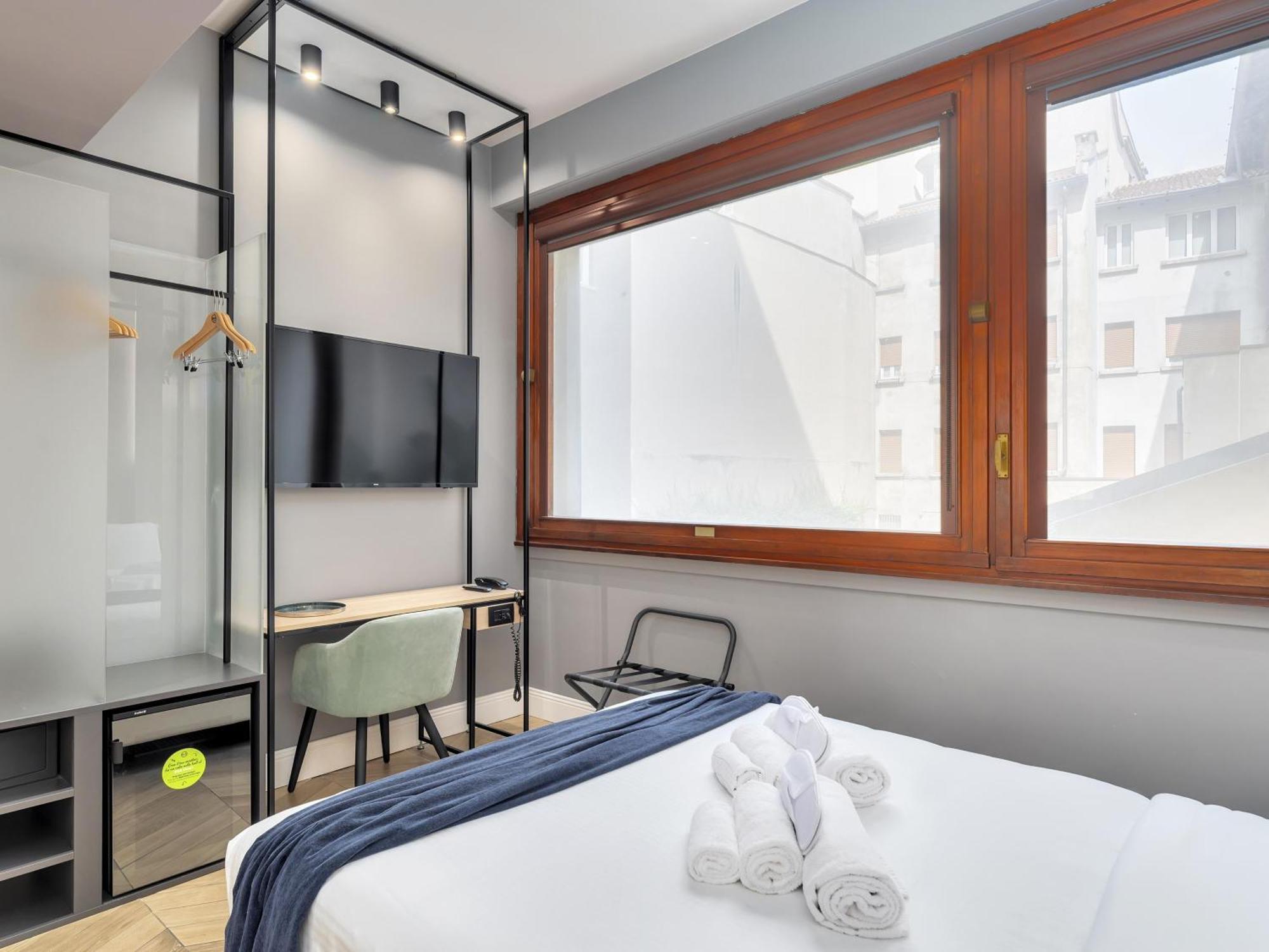 B&B Hotel Milano City Center Duomo Экстерьер фото